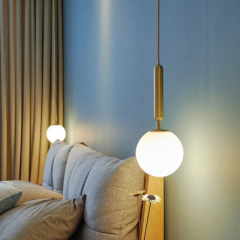 GoldElegance - Luxurious golden lamp