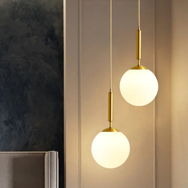 GoldElegance - Luxurious golden lamp