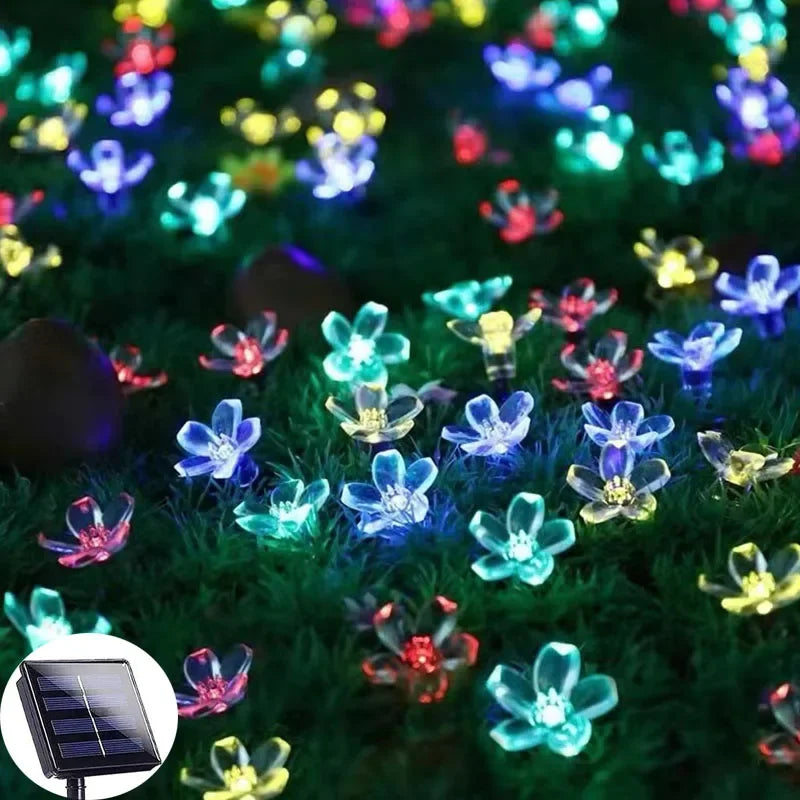 LumiBlossom - Solar garden flower light