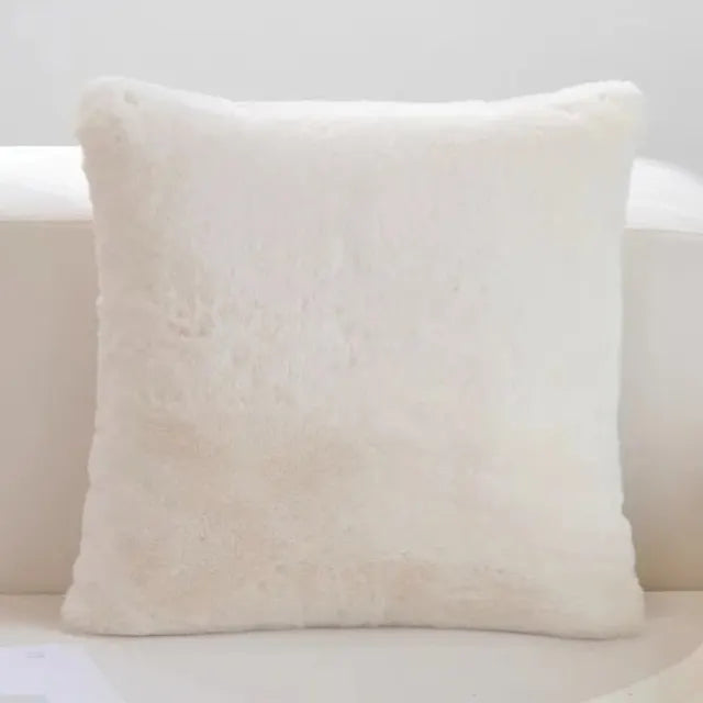LuxeFur - Ultra-soft rabbit pillowcase