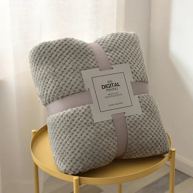 FlannelBliss - Thickened plaid blanket