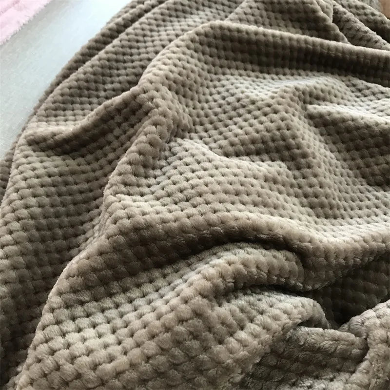 FlannelBliss - Thickened plaid blanket