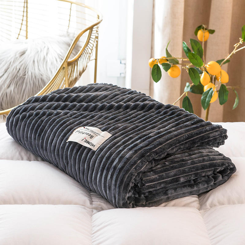 SoftGrid | Square flannel blanket