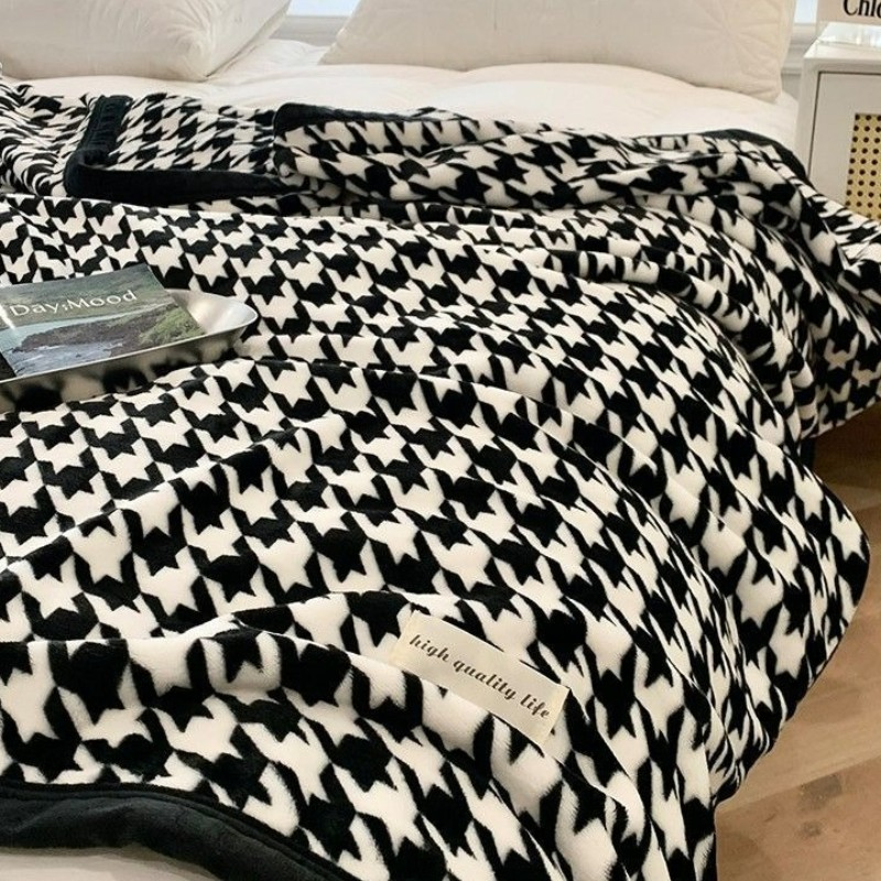 PlaidComfort | flannel blanket plaid