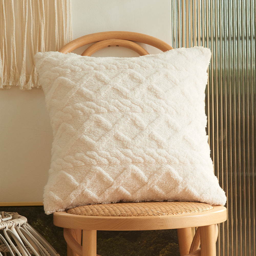 PlushShine - Fuzzy short fleece pillowcase