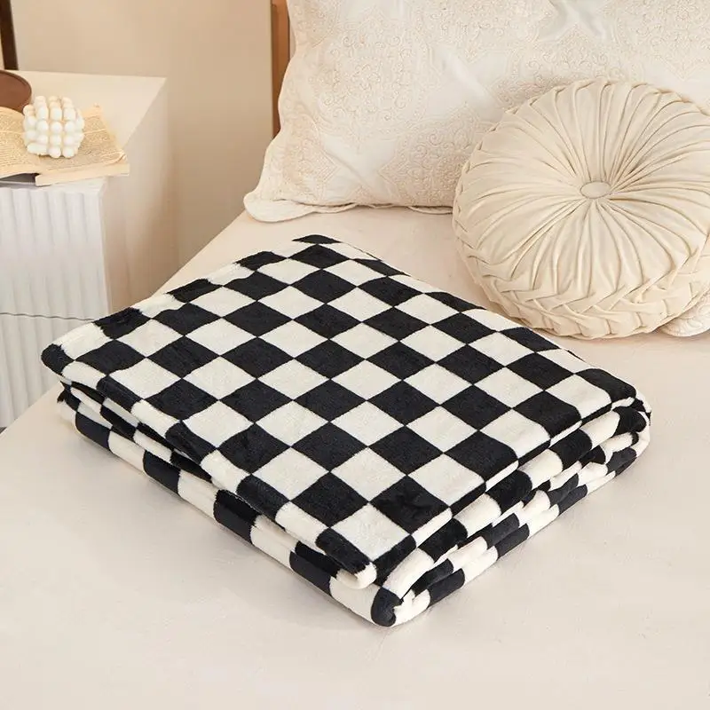 PlaidCuddle | Plaid flannel blanket