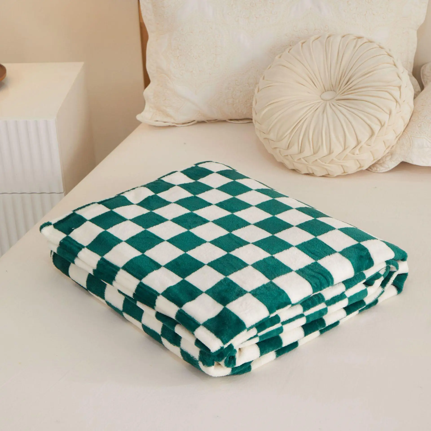 PlaidCuddle | Plaid flannel blanket