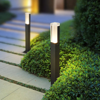 GardenStream - Waterproof lawn lamp