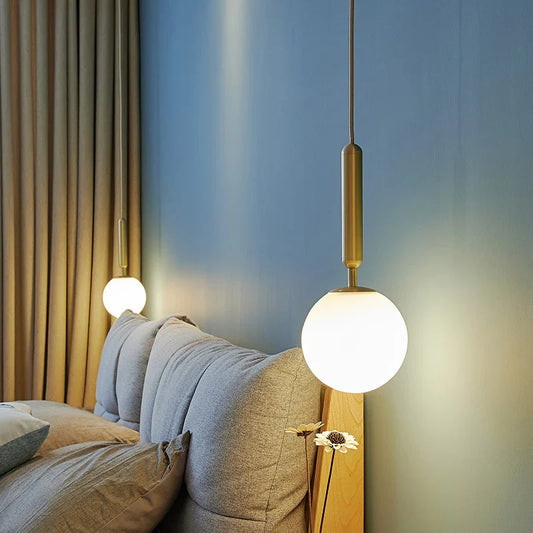 GoldElegance - Luxurious golden lamp