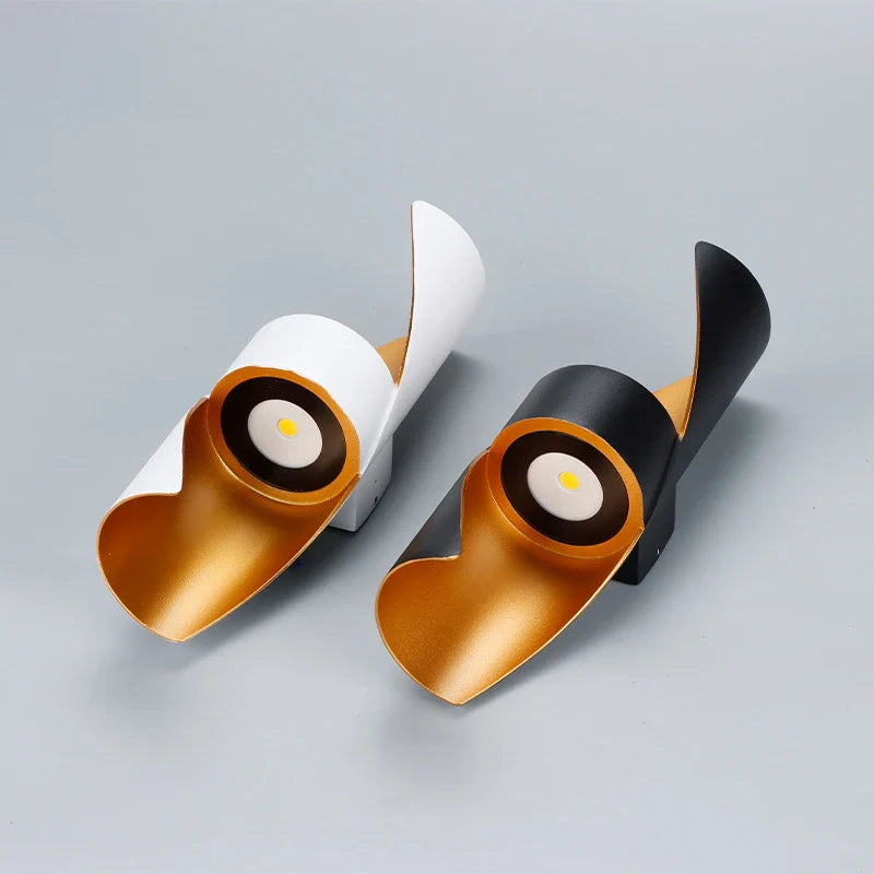 Cascadia - LED wall light for outdoors