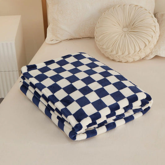 CheckBlanket | Classic plaid blanket